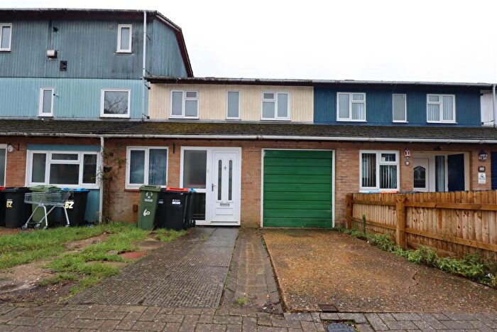 3 Bedroom Terraced House For Sale In Arbrook Avenue, Bradwell Common, Milton Keynes, MK13