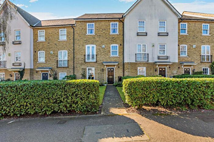 4 Bedroom Town House For Sale In Tarragon Road, Maidstone, ME16