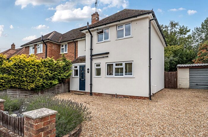 3 Bedroom Semi Detached House For Sale In Award Road, Church Crookham, Fleet, Hampshire, GU52
