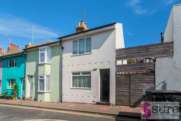4 Bedroom End Of Terrace House To Rent In Washington Street, Brighton, BN2