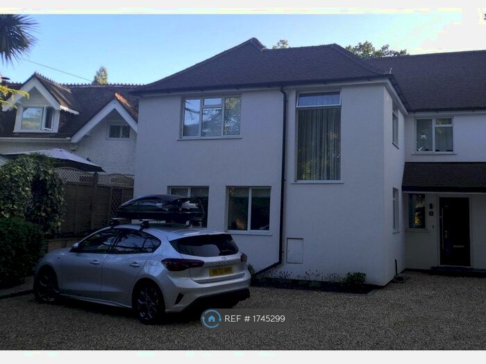 4 Bedroom Semi-Detached House To Rent In Park Road, Woking, GU22