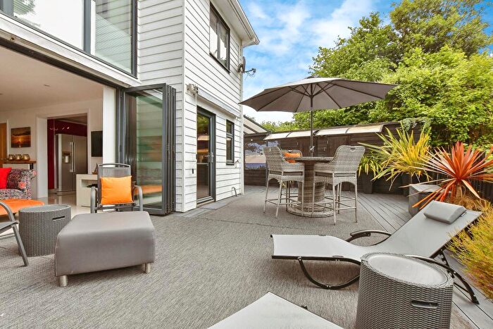 4 Bedroom Detached House To Rent In Steephill Court Road, Ventnor, PO38