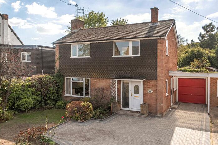 3 Bedroom Detached House For Sale In Send Marsh Road, Ripley, Surrey, GU23