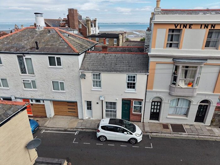 3 Bedroom Terraced House For Sale In Castle Street, Ryde, Isle Of Wight, PO33