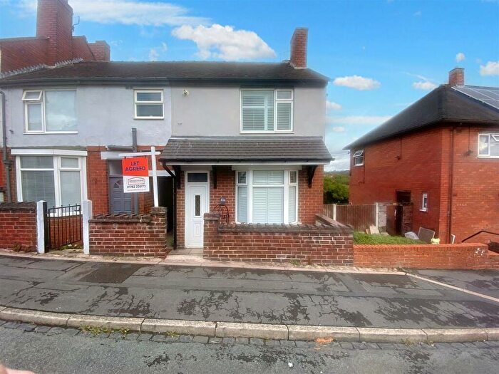 2 Bedroom End Of Terrace House To Rent In Perceval Street, Northwood, Stoke-on-Trent, ST1