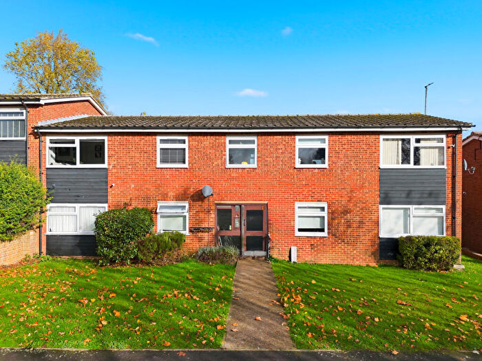 2 Bedroom Apartment For Sale In Kingham Road, Wareside, Ware, SG12