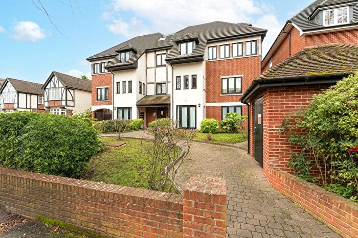 1 Bedroom Flat To Rent In Grove Road, Sutton, Surrey, SM1
