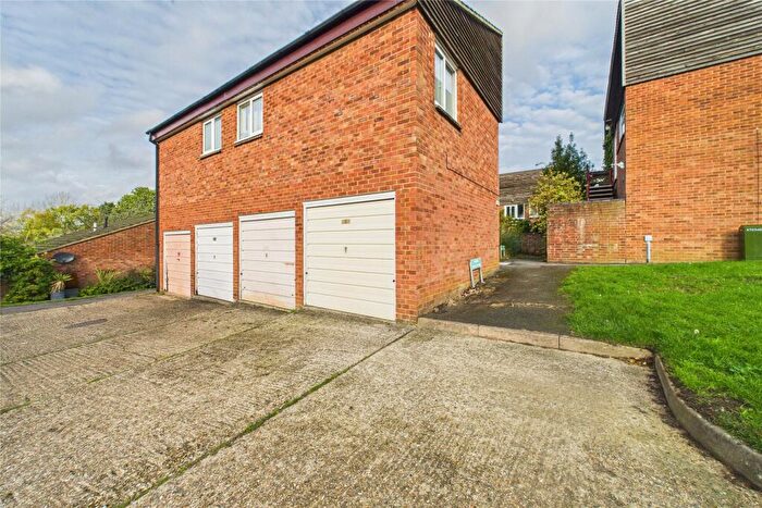 1 Bedroom Maisonette For Sale In Juniper, Bracknell, Berkshire, RG12