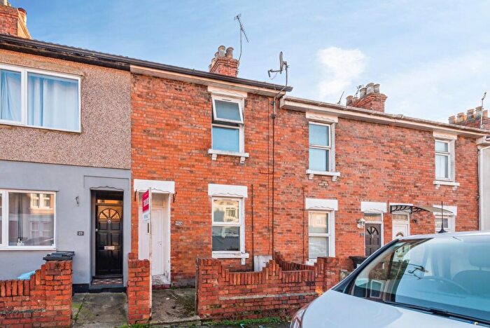 2 Bedroom Terraced House For Sale In Whitehead Street, Swindon, Wiltshire, SN1
