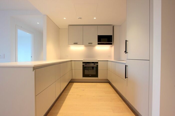 1 Bedroom Flat To Rent In Signature House, Jubilee Walk, London, WC1X