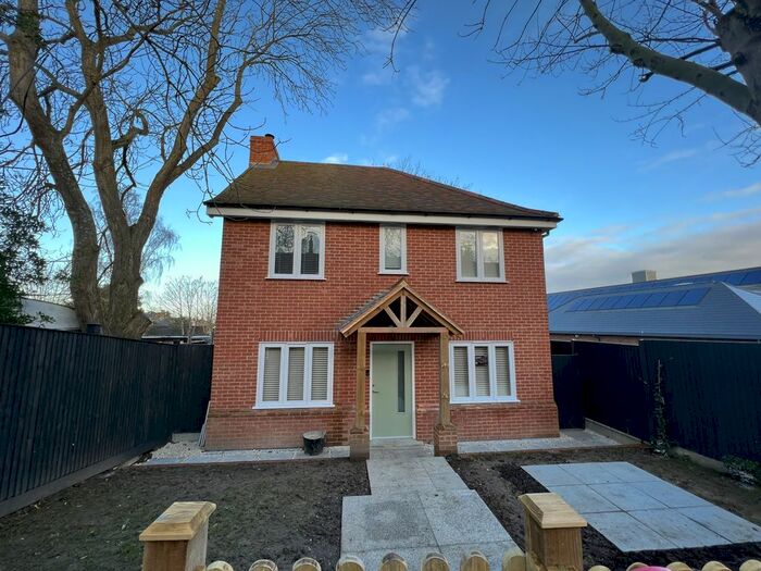 3 Bedroom Detached House To Rent In Chapel Row, Herne Bay CT6