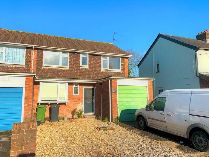 4 Bedroom End Of Terrace House To Rent In Rushes Road, Petersfield GU32