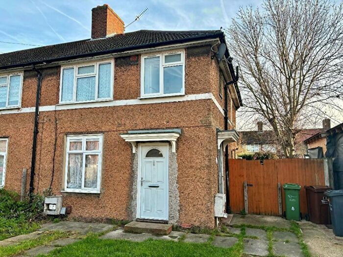 1 Bedroom Maisonette To Rent In Rogers Road, Dagenham, London, RM10