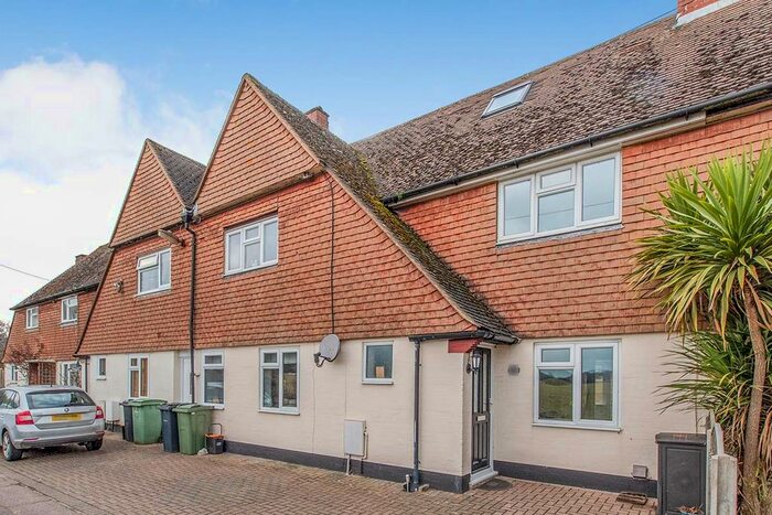 4 Bedroom Terraced House For Sale In Kemsley Street Road, Bredhurst, Gillingham, Kent, ME7