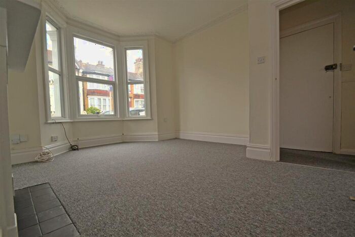 1 Bedroom Flat To Rent In Compton Road, Brighton, BN1