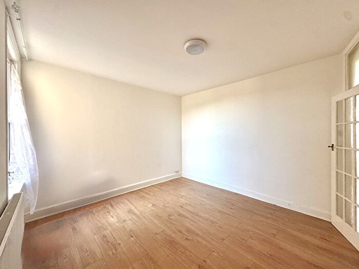 4 Bedroom Terraced House To Rent In Mount Avenue, Southall, UB1