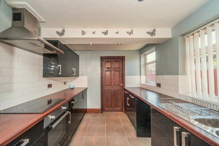 3 Bedroom Terraced House To Rent In Fernleigh Villas Lee Street, Hull, HU8