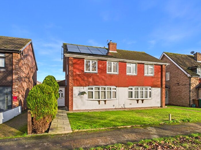 3 Bedroom Semi Detached House For Sale In Denman Drive, Ashford, Surrey, TW15