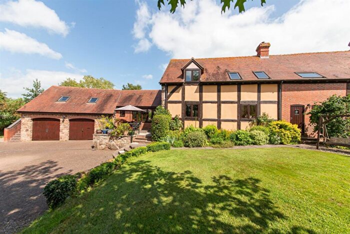 4 Bedroom Barn Conversion For Sale In Luston, Leominster, HR6