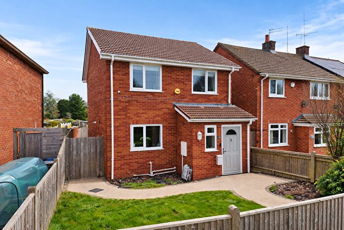 3 Bedroom Detached House For Sale In Valley View, Wigmore Lane, Eythorne, Dover, Kent, CT15