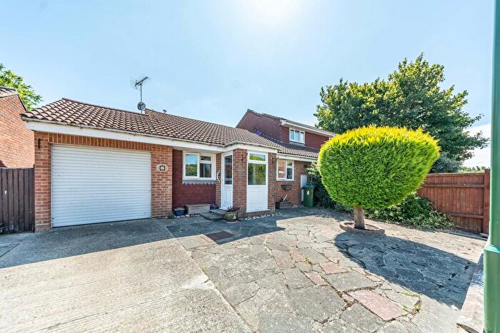 2 Bedroom Semi-Detached Bungalow For Sale In Johnson Way, Ford, BN18