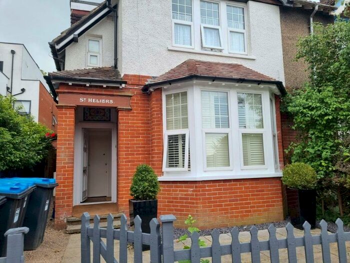 2 Bedroom Maisonette To Rent In Station Road, Whyteleafe, Surrey, CR3