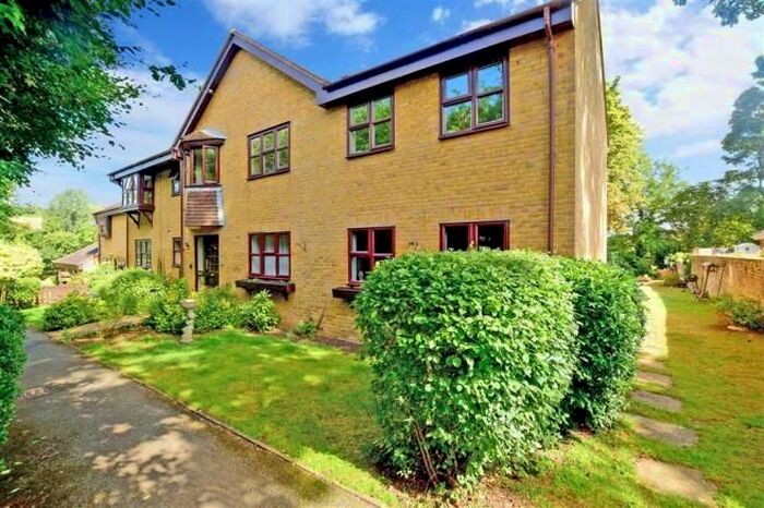 2 Bedroom Flat To Rent In Old Mill Close, Eynsford, Dartford, DA4