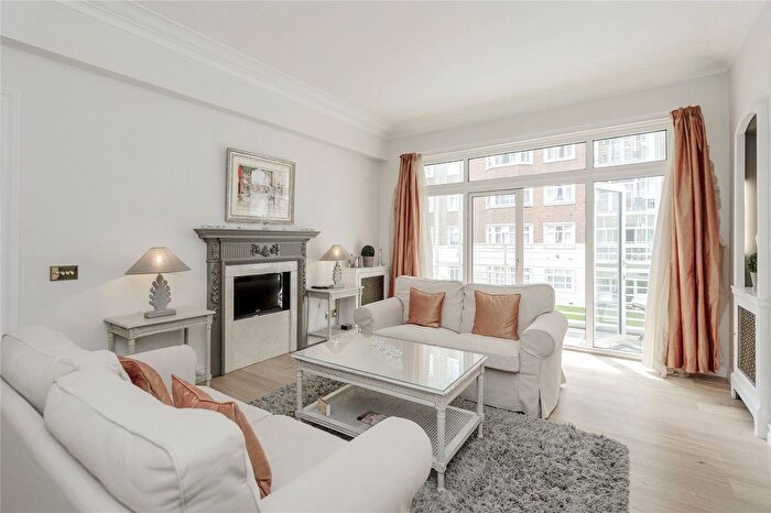3 Bedroom Flat For Sale In Prince's Gate, London, SW7