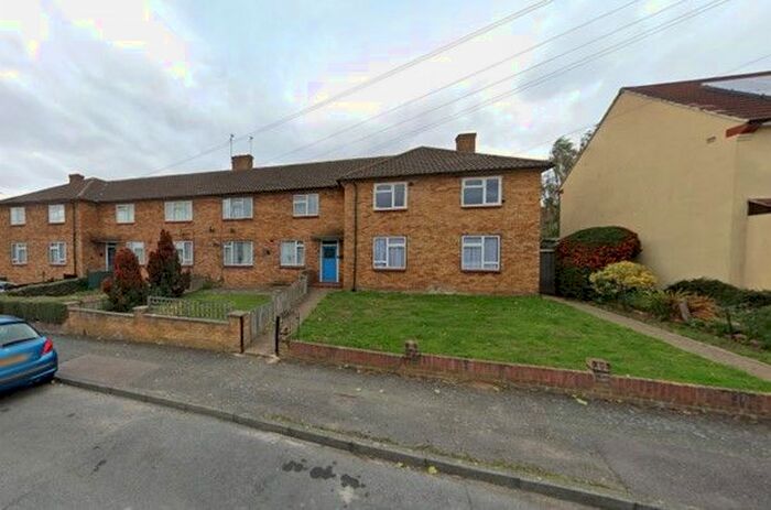 1 Bedroom Flat To Rent In Preston Road, Romford, Essex, RM3