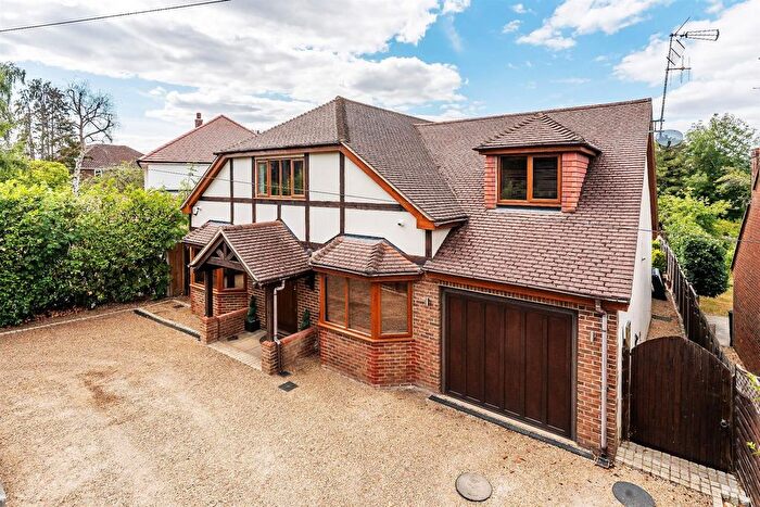 4 Bedroom Detached House For Sale In Eastwick Park Avenue, Great Bookham, KT23