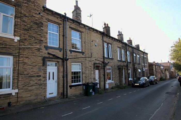 2 Bedroom Terraced House To Rent In Stockhill Road, Greengates, Bradford, BD10