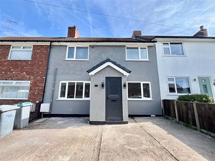 3 Bedroom Property To Rent In Cross Drive, Rainworth, Mansfield, NG21