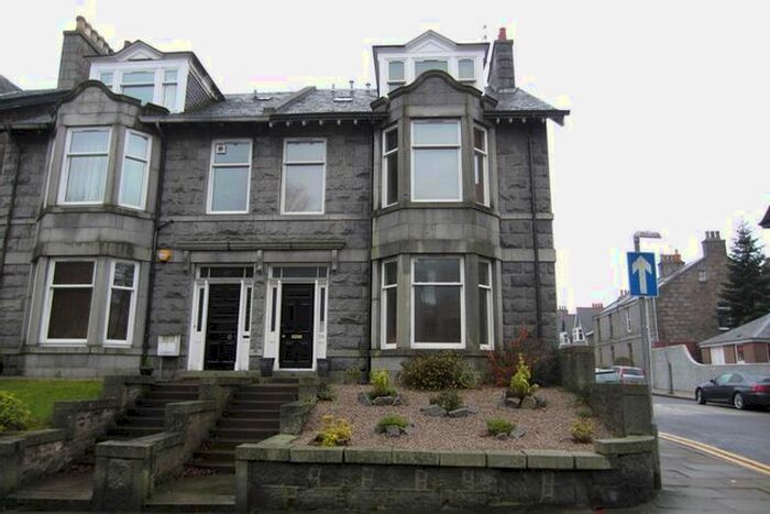 5 Bedroom Semi-Detached House To Rent In Polmuir Road, Ferryhill, AB11