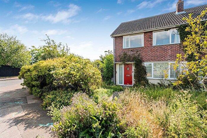 3 Bedroom End Terrace House For Sale In Orchard Way, Burwell, Cambridge, CB25