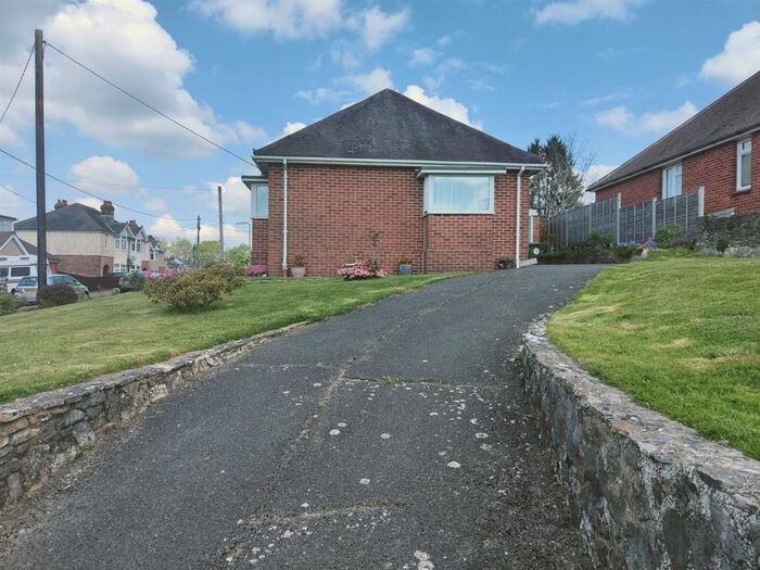 3 Bedroom Detached Bungalow For Sale In Stoke Park Road, Old