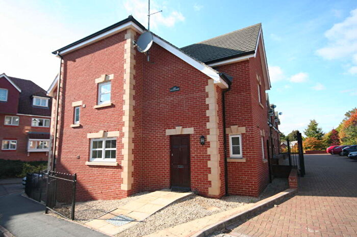 2 Bedroom Terraced House To Rent In The Old Maltings, Buckingham, MK18