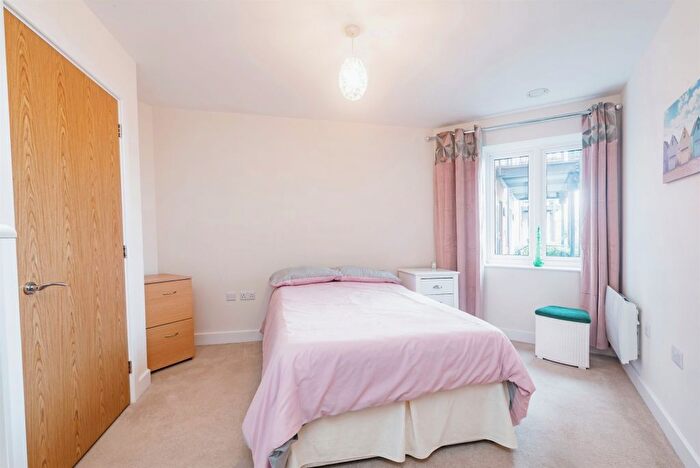 1 Bedroom Flat For Sale In Shortwood Copse Lane, Basingstoke, RG23