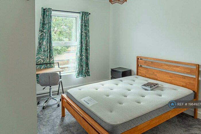 4 Bedroom Flat To Rent In Stafford Road, Bristol, BS2