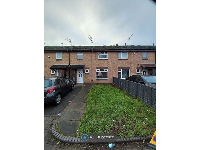 3 Bedroom Terraced House To Rent In Martin Close, Leicester, LE4