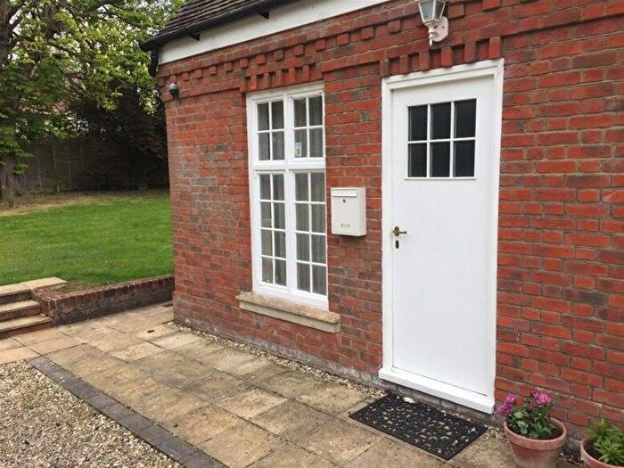 Studio To Rent In Jack Straw`s Lane, Headington, Oxford, OX3