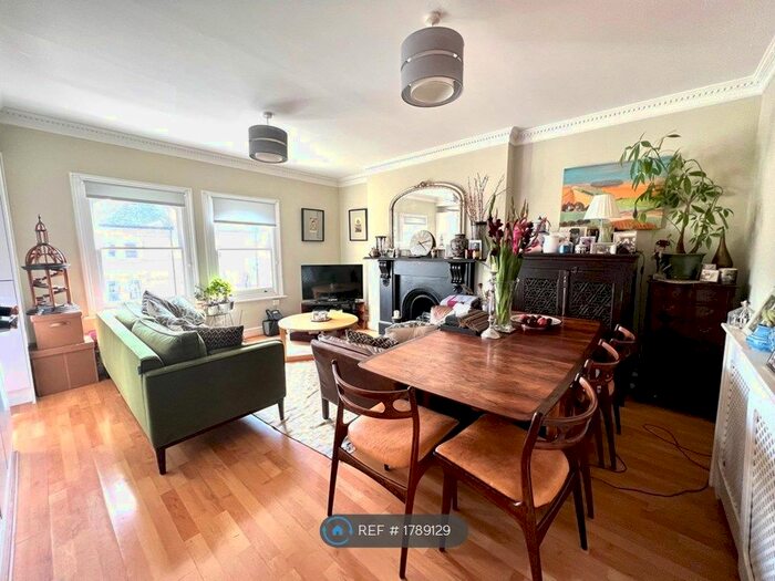 3 Bedroom Maisonette To Rent In Edith Road, London, W14