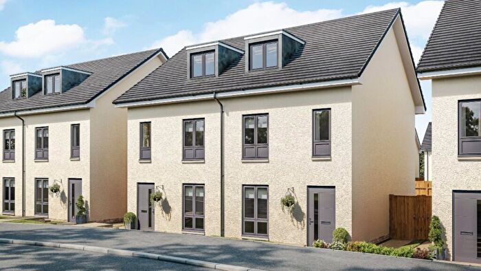 3 Bedroom Semi-Detached House For Sale In Builyeon Road, Queensferry, EH30