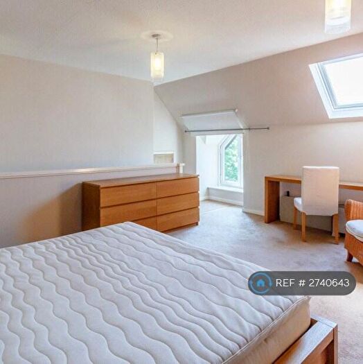 2 Bedroom Flat To Rent In Kenton, Newcastle Upon Tyne, NE3