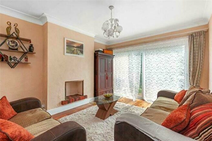 3 Bedroom Terraced House To Rent In Prestwood Avenue, Kenton, HA3