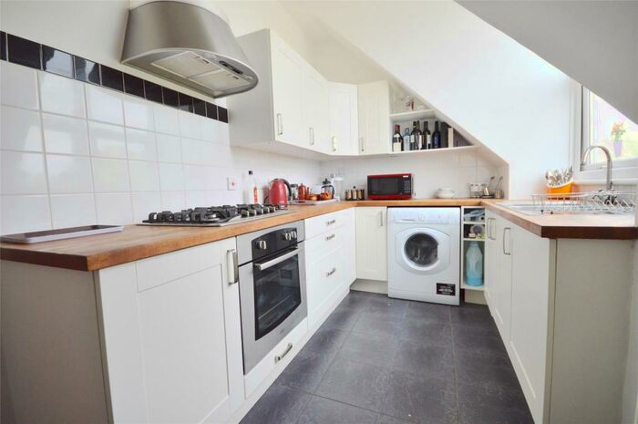 1 Bedroom Apartment To Rent In Blenheim Crescent, South Croydon, CR2