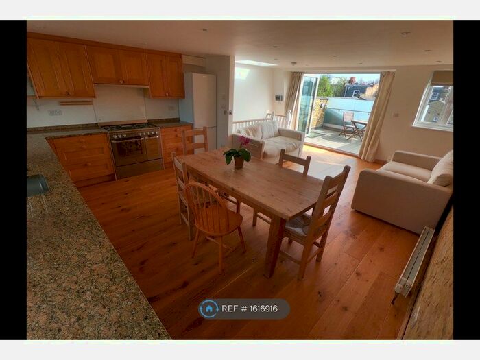 3 Bedroom Flat To Rent In Floor, London, SW6