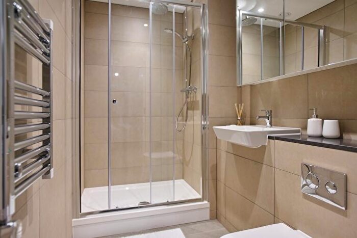 2 Bedroom Apartment To Rent In Westminster Way Botley, OX2