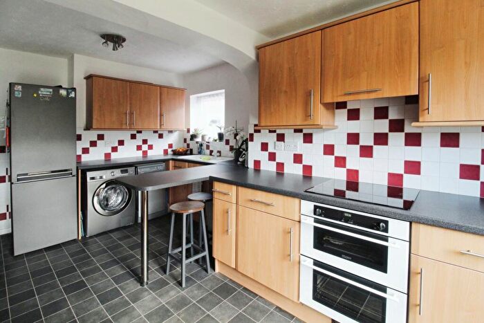 2 Bedroom Bungalow For Sale In Leveson Road, Norwich, NR7