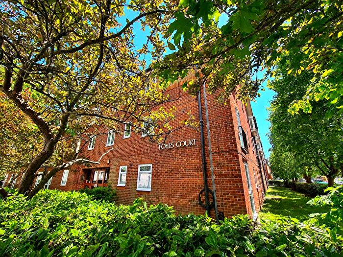 1 Bedroom Flat To Rent In Shirley Road, Southampton, Hampshire, SO15