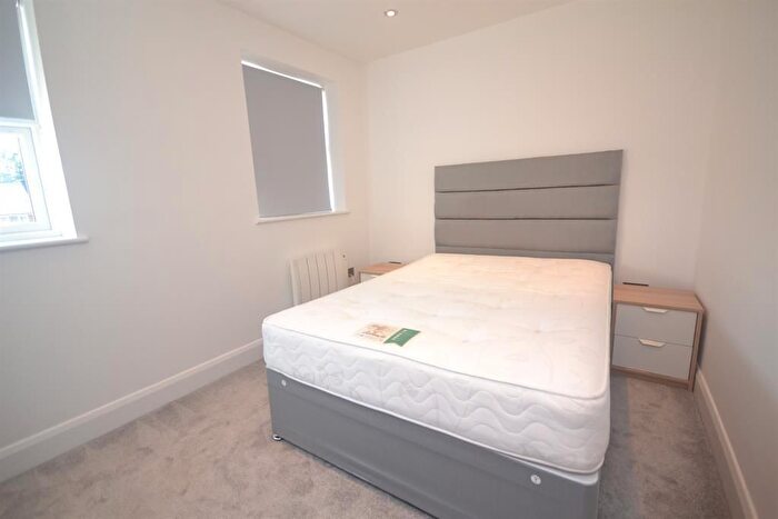 1 Bedroom Flat To Rent In Oxford Road, Reading, Berkshire, RG1